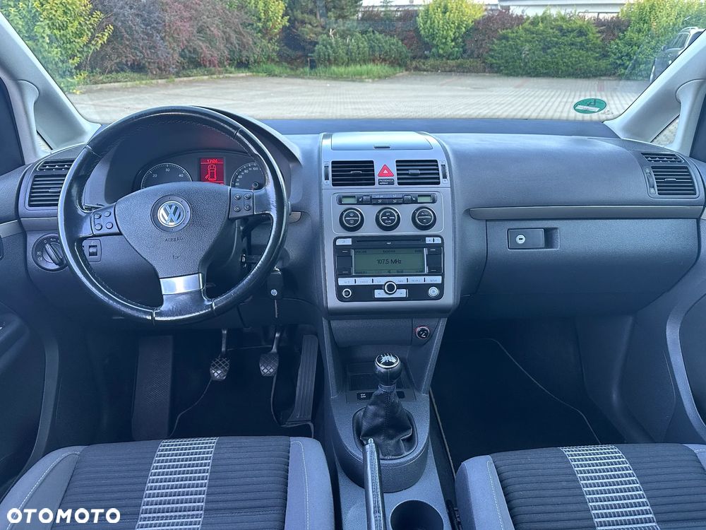 Volkswagen Touran 1.9 TDI United - 25