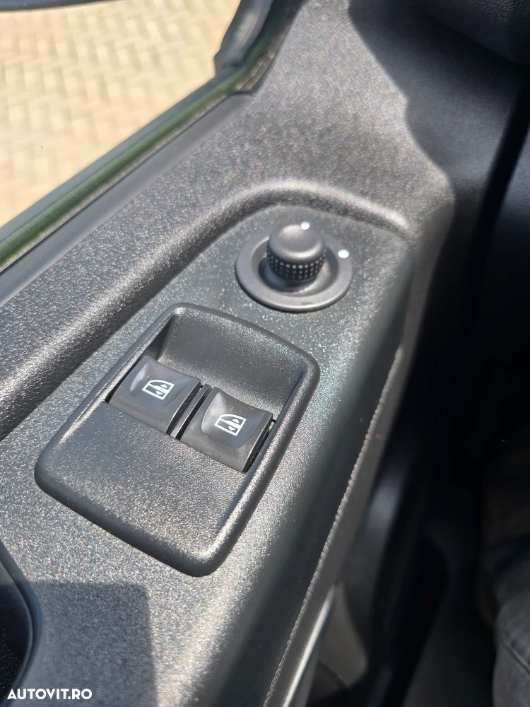Renault TRAFIC - 7