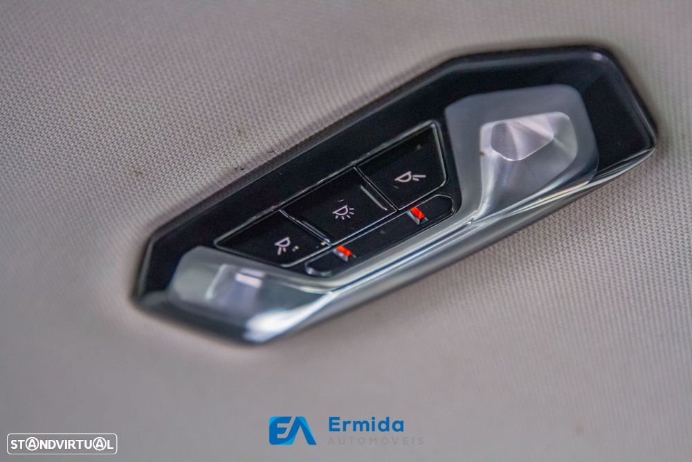 BMW 330 e Auto - 51
