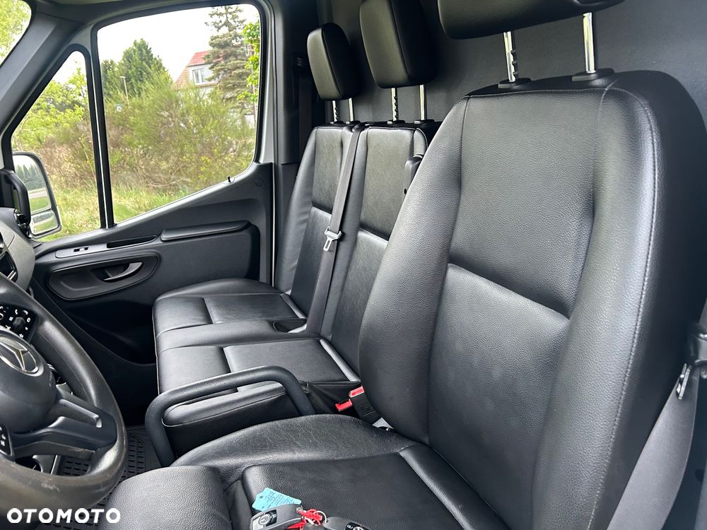 Mercedes-Benz sprinter - 18