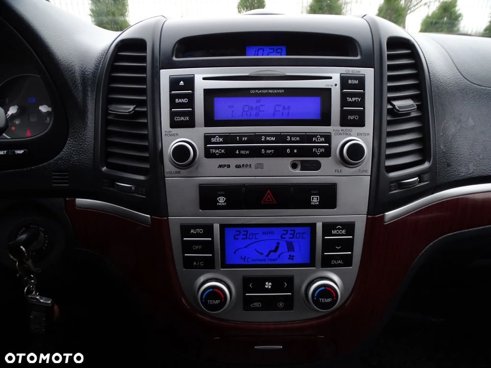 Hyundai Santa Fe 2.2 CRDi Executive + - 12