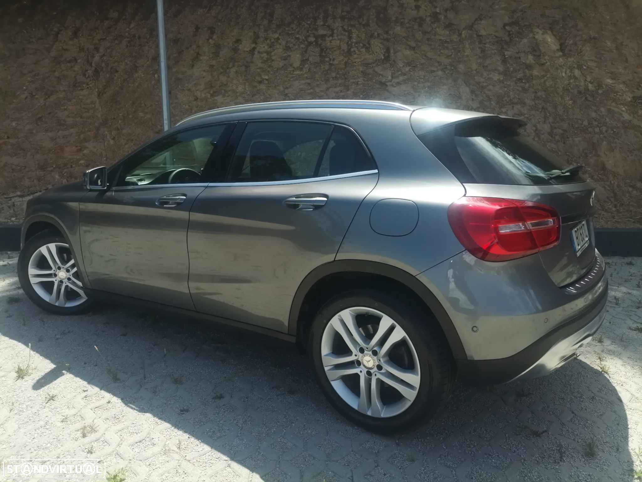 Mercedes-Benz GLA 200 d Urban Aut. - 13