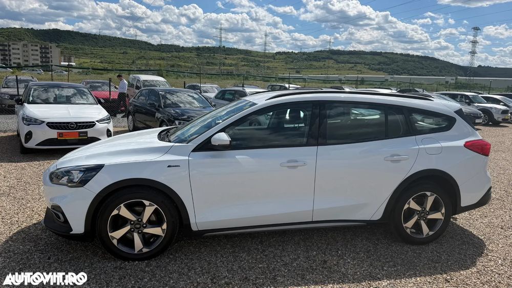 Ford Focus 2.0 EcoBlue Active Business - 17
