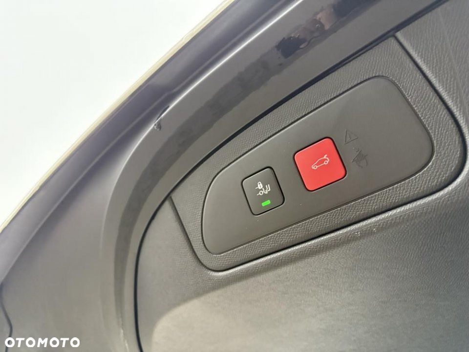 DS Automobiles DS 7 Crossback - 34