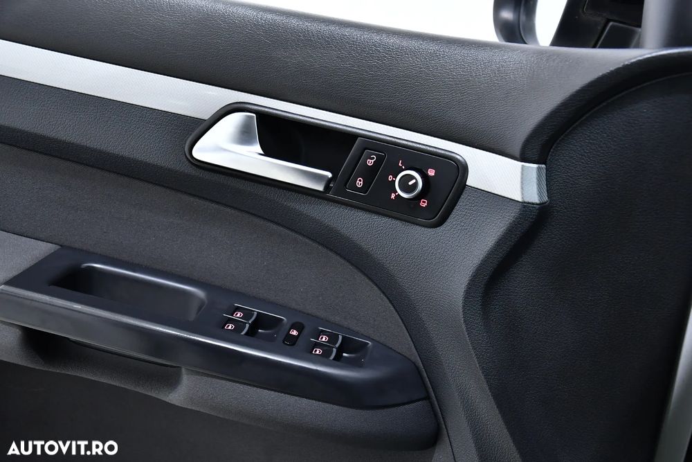 Volkswagen Touran 1.2 TSI BlueMotion Technology MATCH - 21