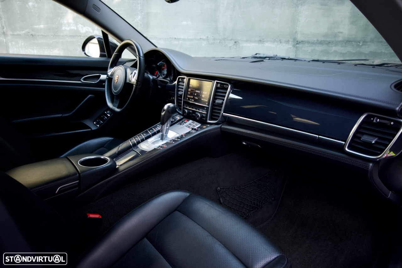 Porsche Panamera S Hybrid - 30