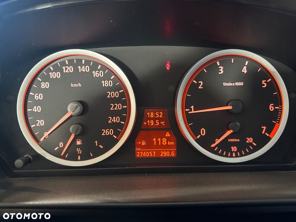 BMW Seria 5 525i - 17
