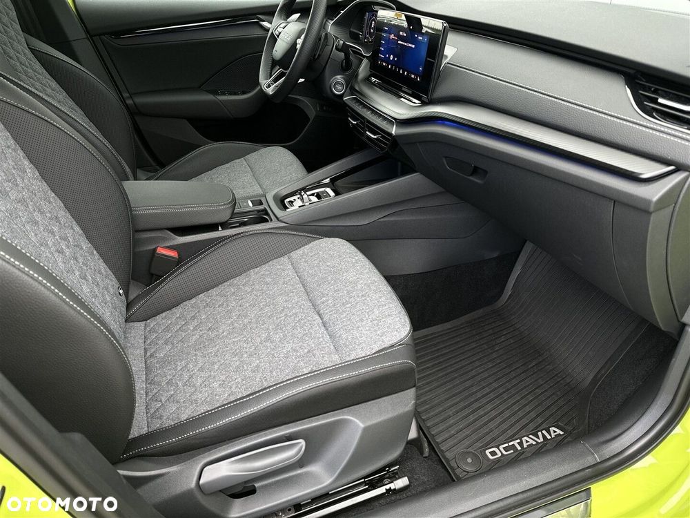 Skoda Octavia 1.5 TSI mHEV Sportline DSG - 9