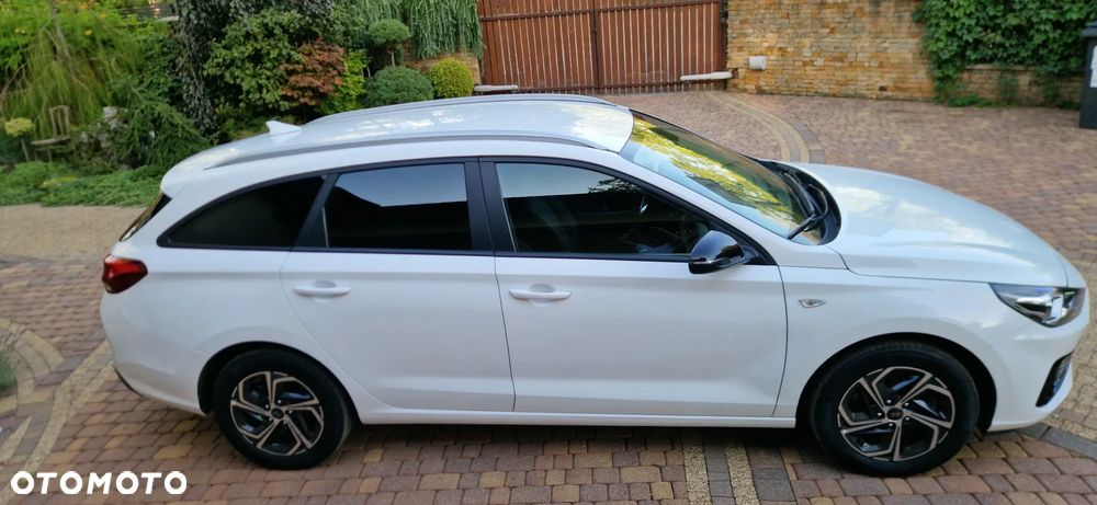 Hyundai i30 1.0 T-GDI Premiere Comfort - 28