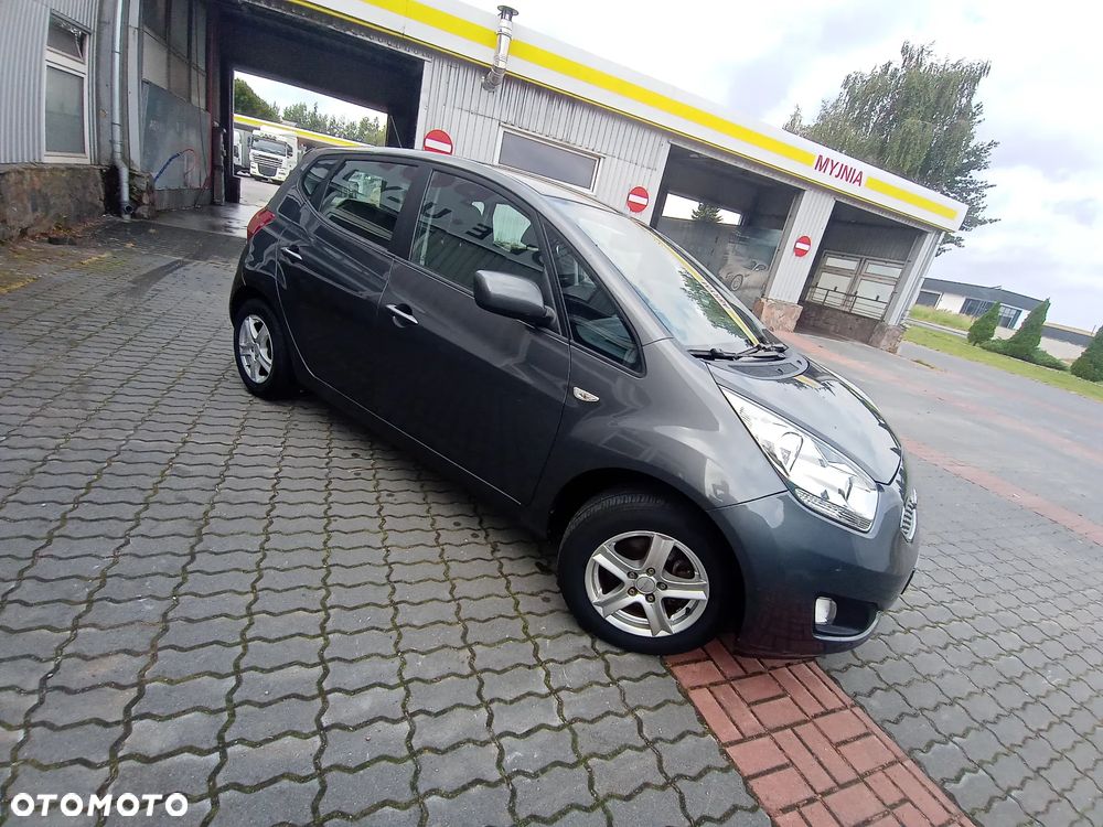 Kia Venga 1.4 L - 16