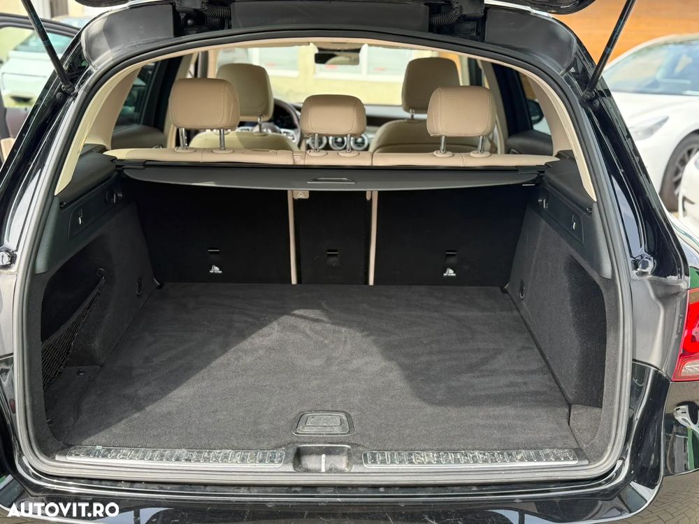 Mercedes-Benz GLC 200 4MATIC MHEV - 37