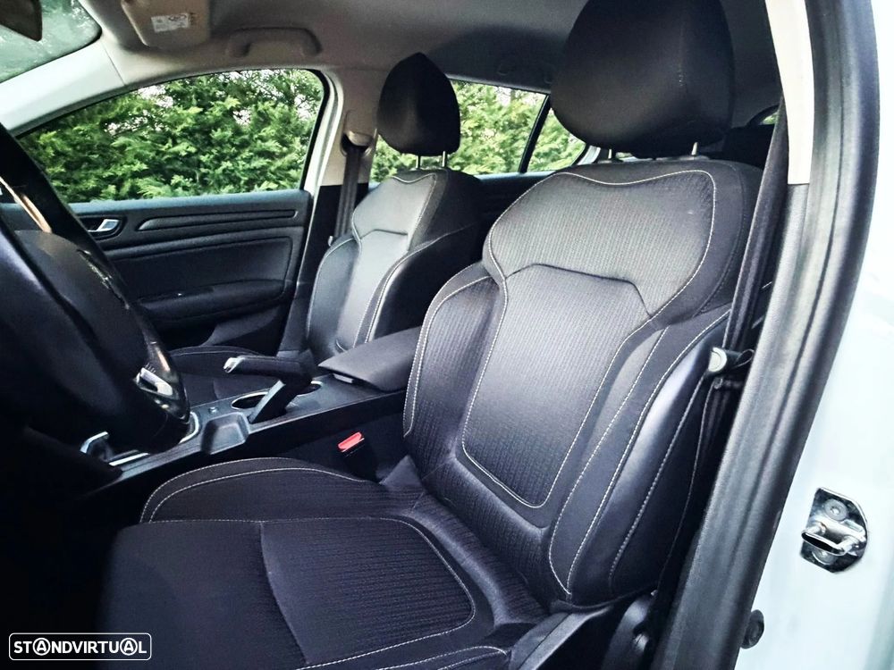 Renault Mégane Sport Tourer ENERGY dCi 110 INTENS - 17