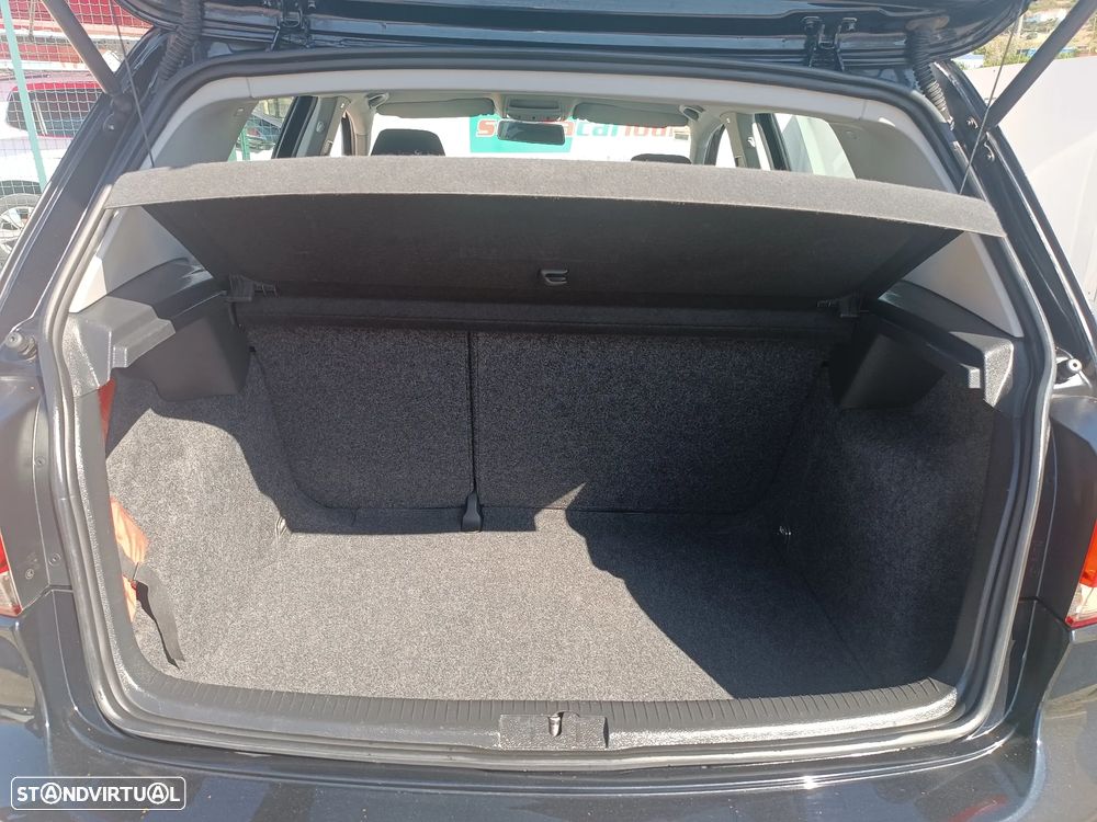 VW Golf 1.6 TDi Trendline - 31
