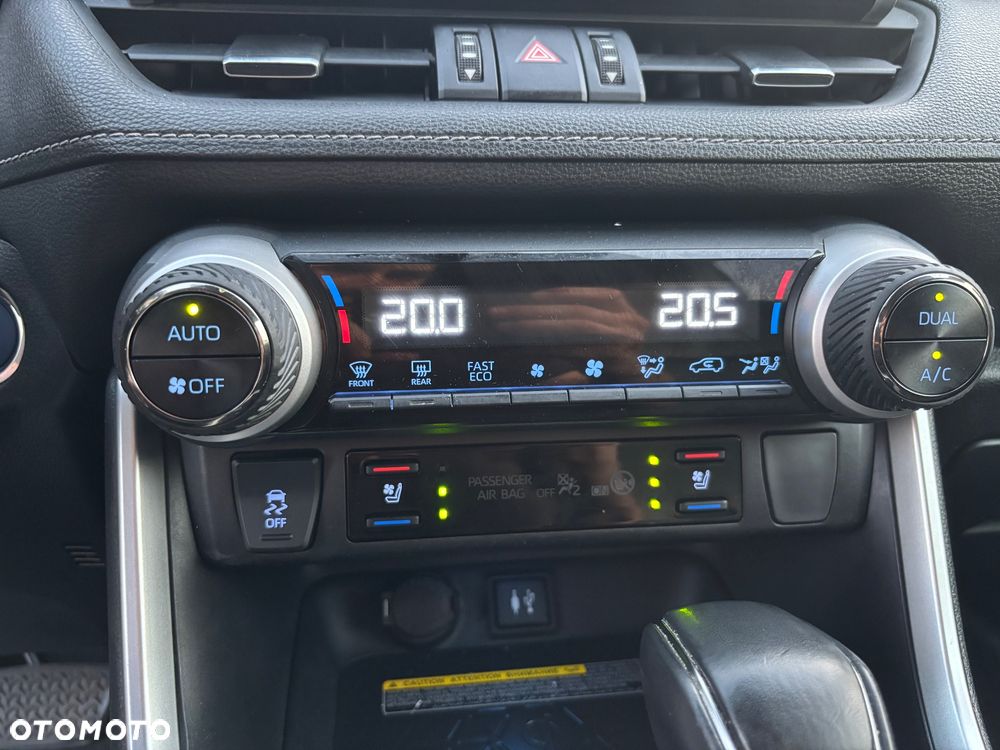 Toyota RAV4 Hybrid Premium 4x4 - 13
