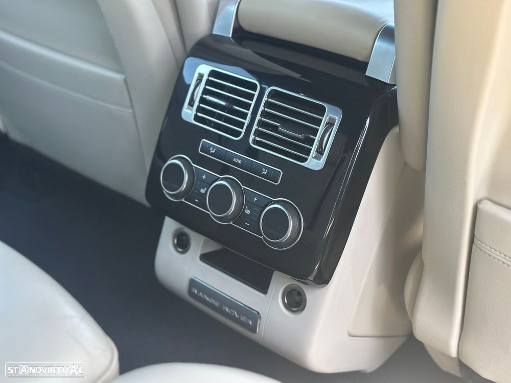 Land Rover Range Rover 4.4 SDV8 Vogue - 18
