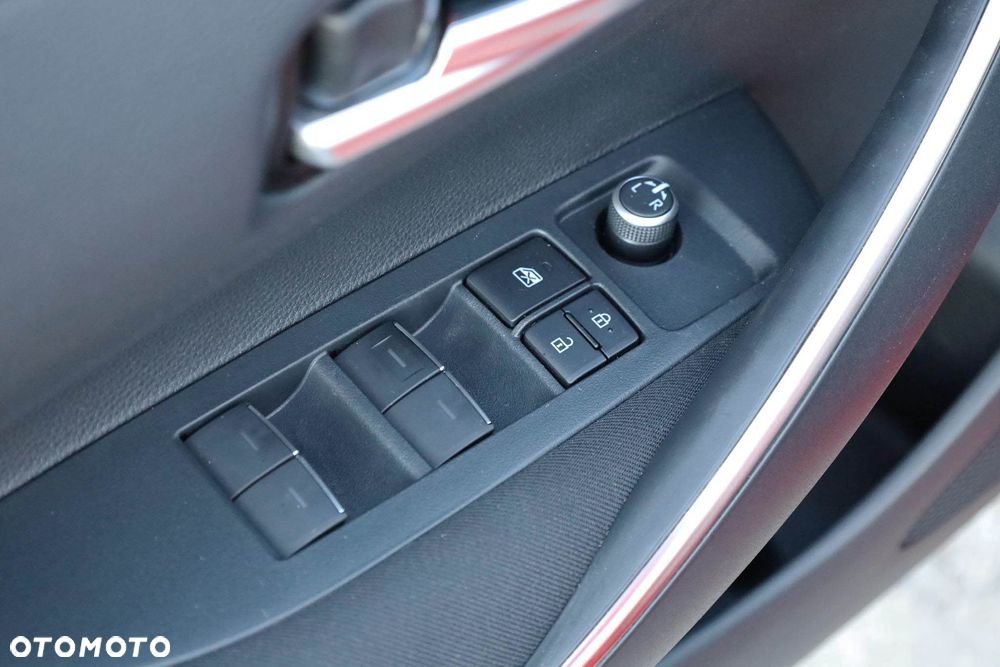 Toyota Corolla 1.8 Hybrid Comfort - 31