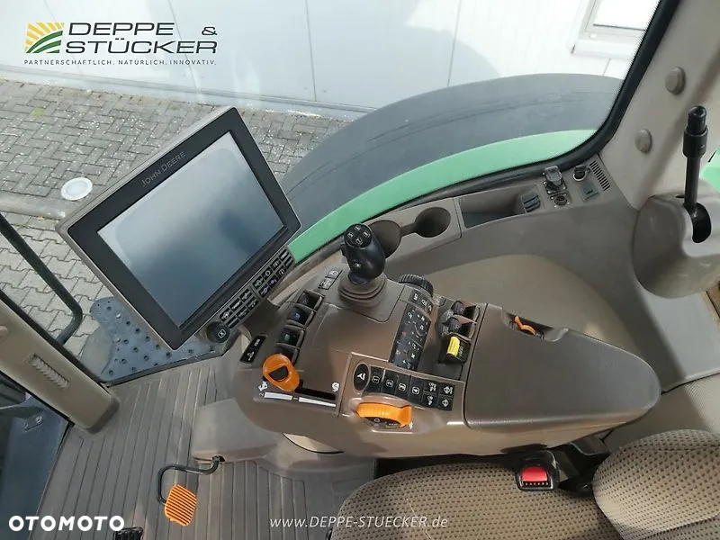 John Deere 7230R - 16