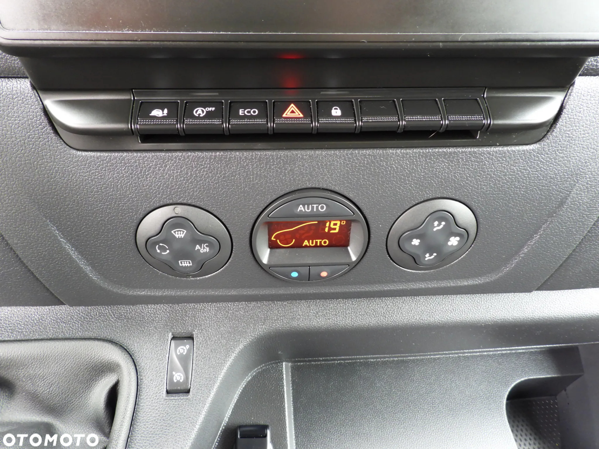 Opel MOVANO  PLANDEKA 10 PALET TEMPOMAT NAWIGACJA LEDY PNEUMATYKA KLIMATYZACJA 165KM [ 270161 ] - 35
