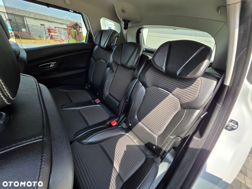 Renault Scenic - 21