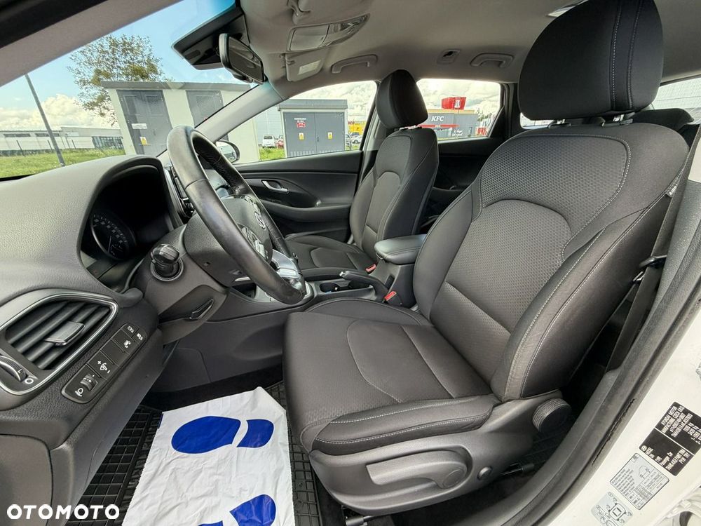 Hyundai i30 - 17