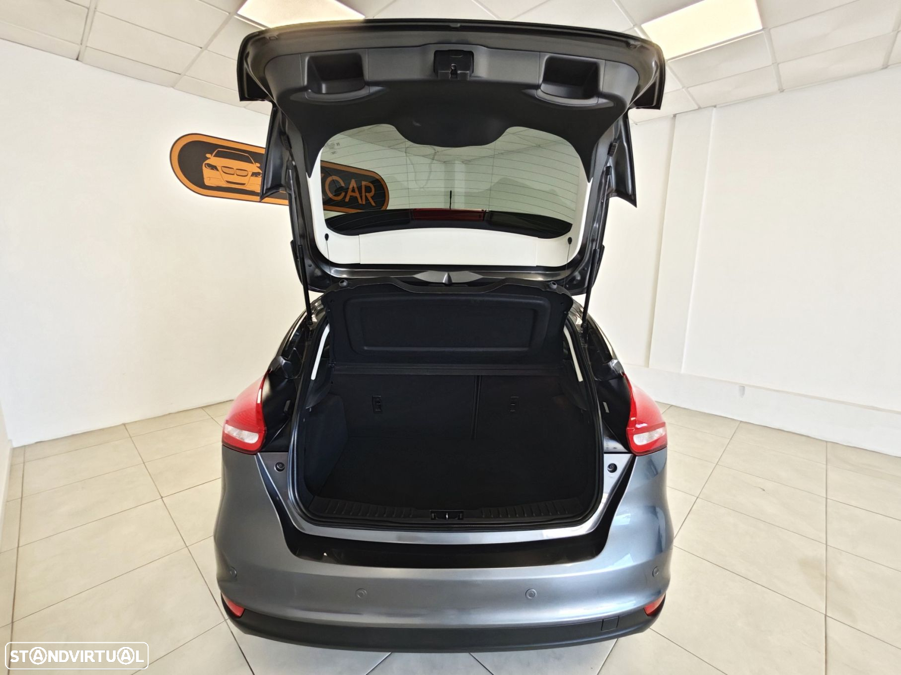 Ford Focus 1.0 SCTi Titanium - 57