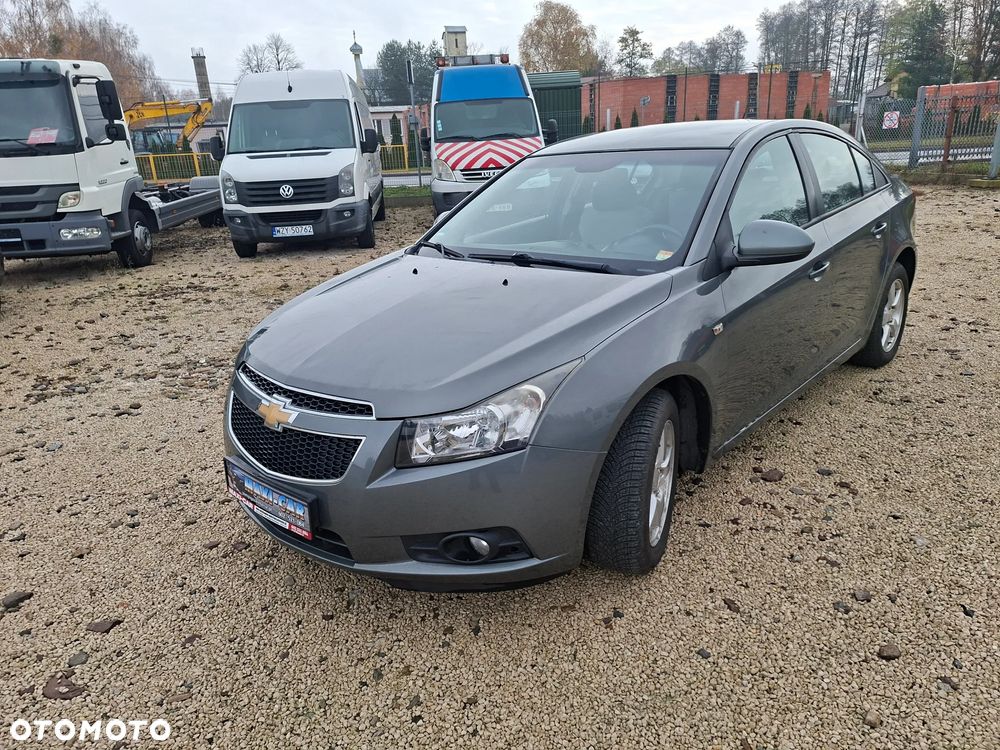 Chevrolet Cruze 1.6 LS - 20