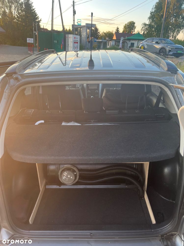 Suzuki Grand Vitara 2.0 Comfort - 22