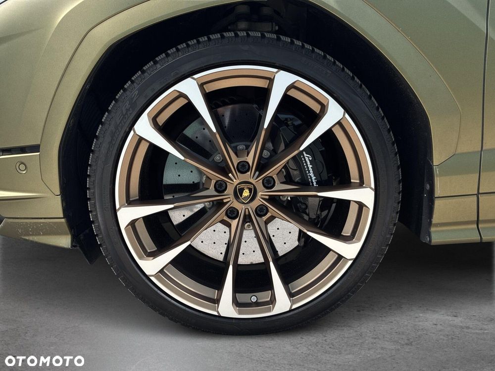 Lamborghini Urus - 6