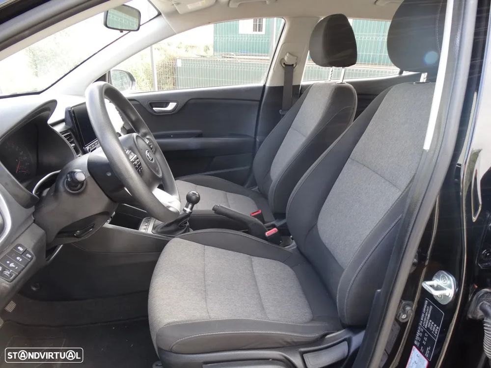 Kia Stonic 1.2 Urban - 11