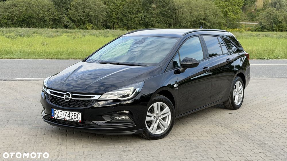 Opel Astra 1.4 Turbo Innovation - 2