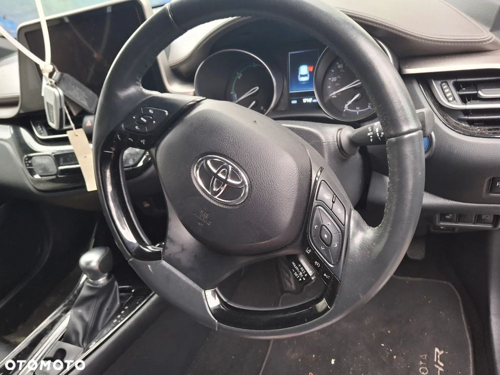 Toyota C-HR 2.0 PHEV Dynamic Force Executive Premiere Edition - 11