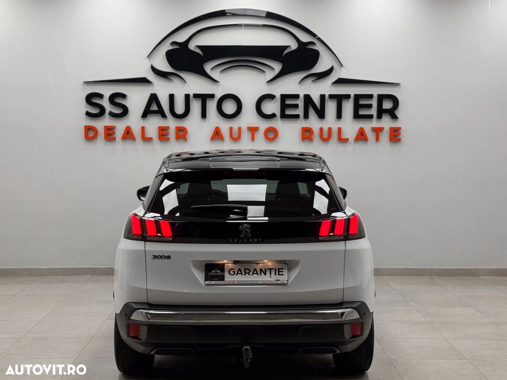 Peugeot 3008 1.2 PureTech S&S BVM6 Allure - 12