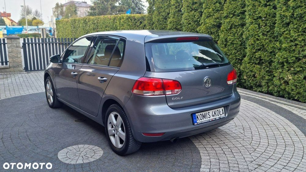 Volkswagen Golf - 4