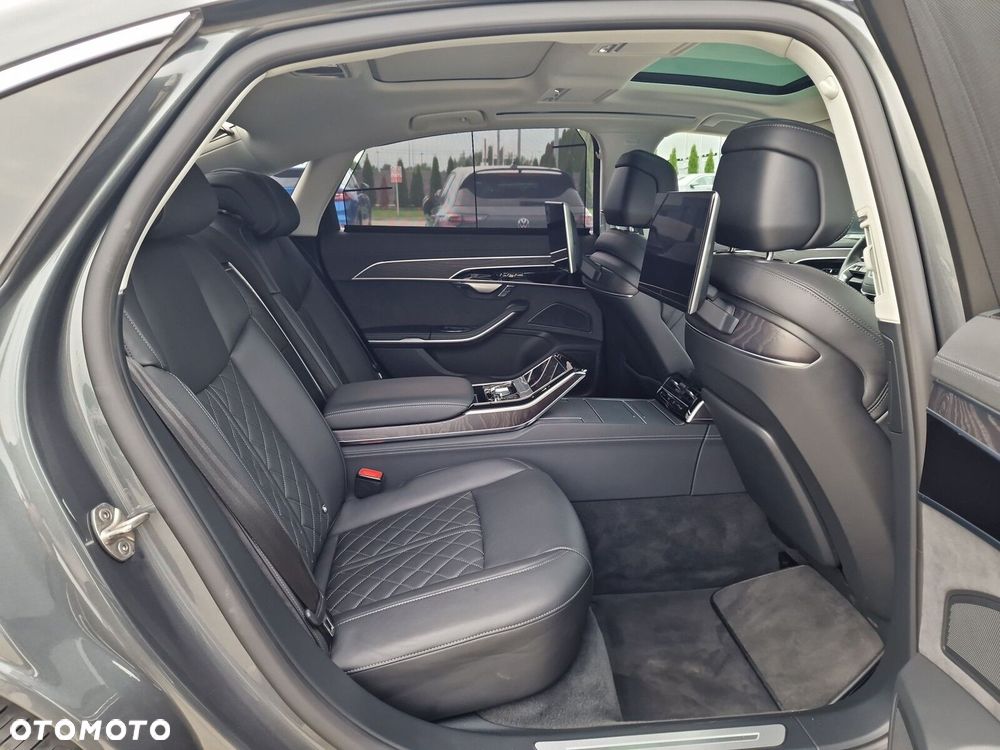 Audi A8 - 25