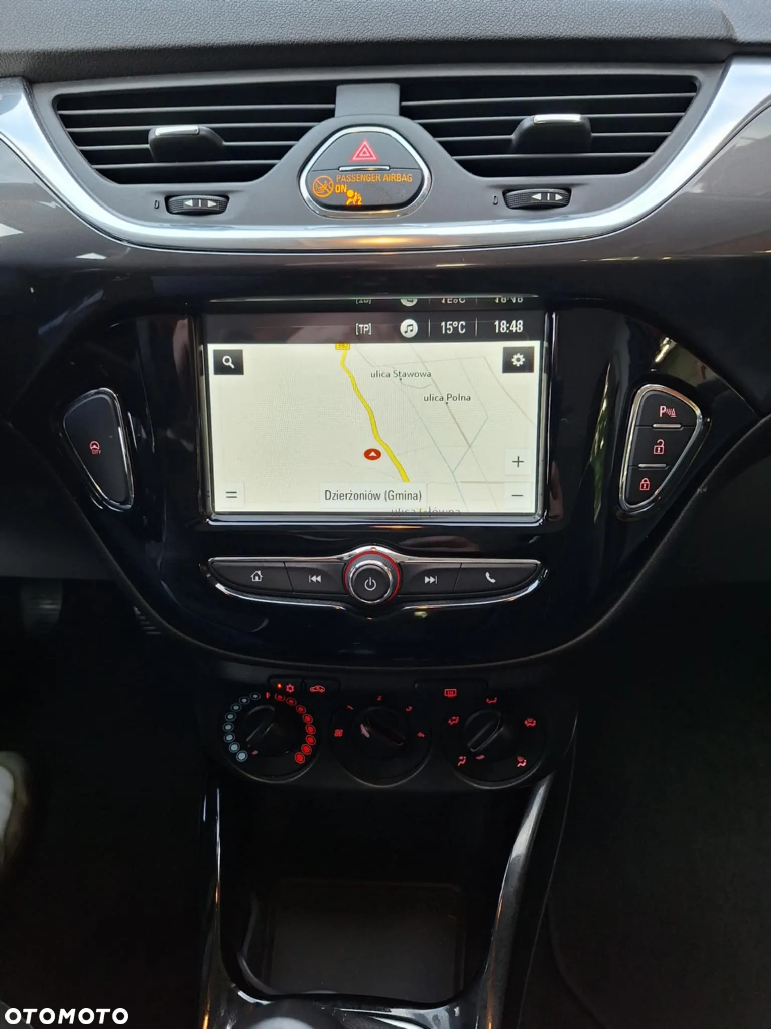 Opel Corsa 1.2 Cosmo - 24