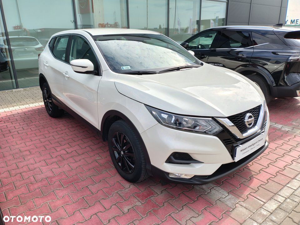Nissan Qashqai - 2
