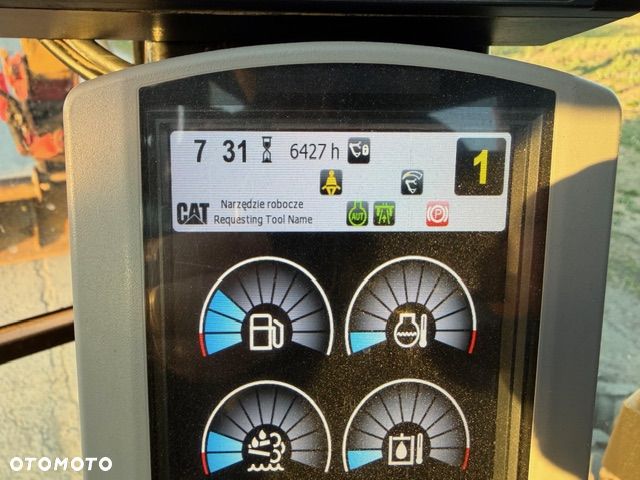 Caterpillar M320F - 4