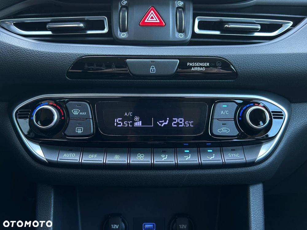 Hyundai i30 1.0 T-GDI Smart DCT - 28