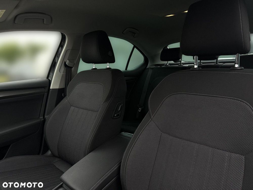 Skoda Superb 2.0 TDI Style DSG - 11