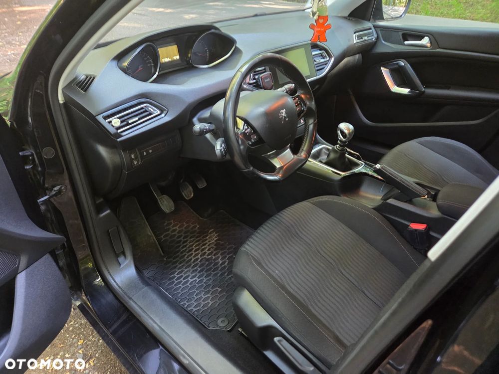 Peugeot 308 1.6 BlueHDi Active S&S - 9