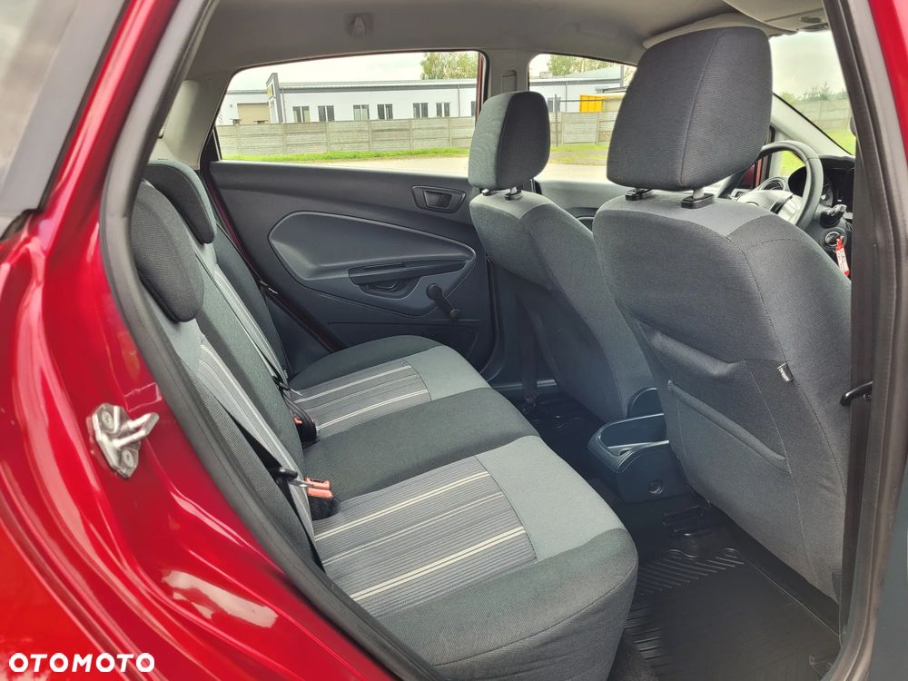 Ford Fiesta 1.25 Silver X - 19