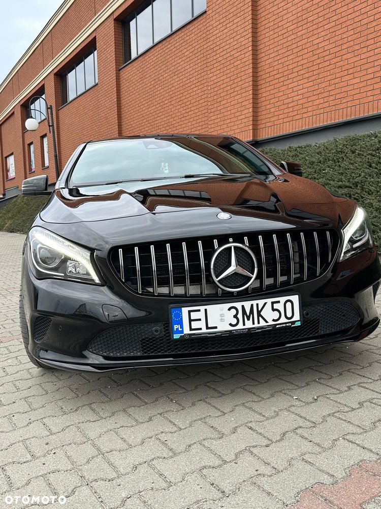 Mercedes-Benz CLA 220 d 7G-DCT - 2