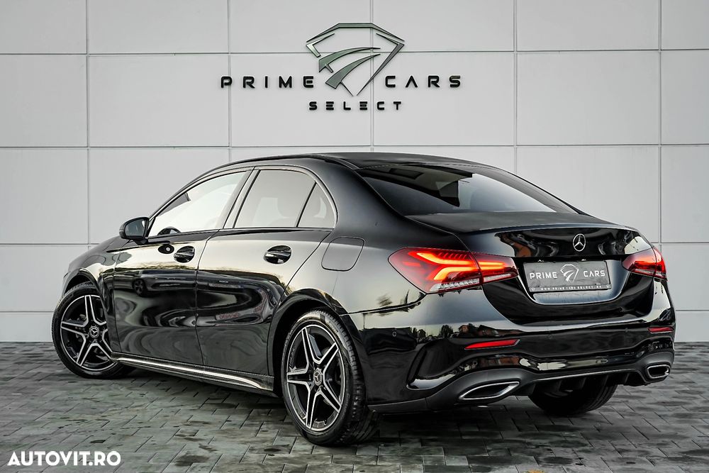 Mercedes-Benz A 180 7G-DCT AMG Line - 3