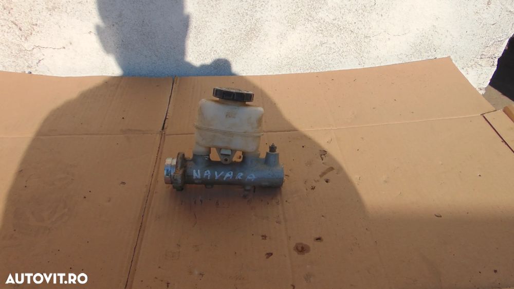 Pompa centrala de frana Nissan Navara D 22 motor 2.5 an 2002 - 1