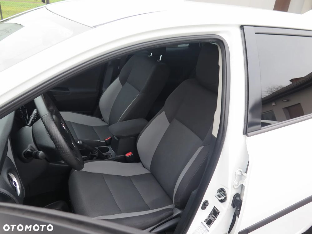 Toyota Auris 1.6 Active - 22