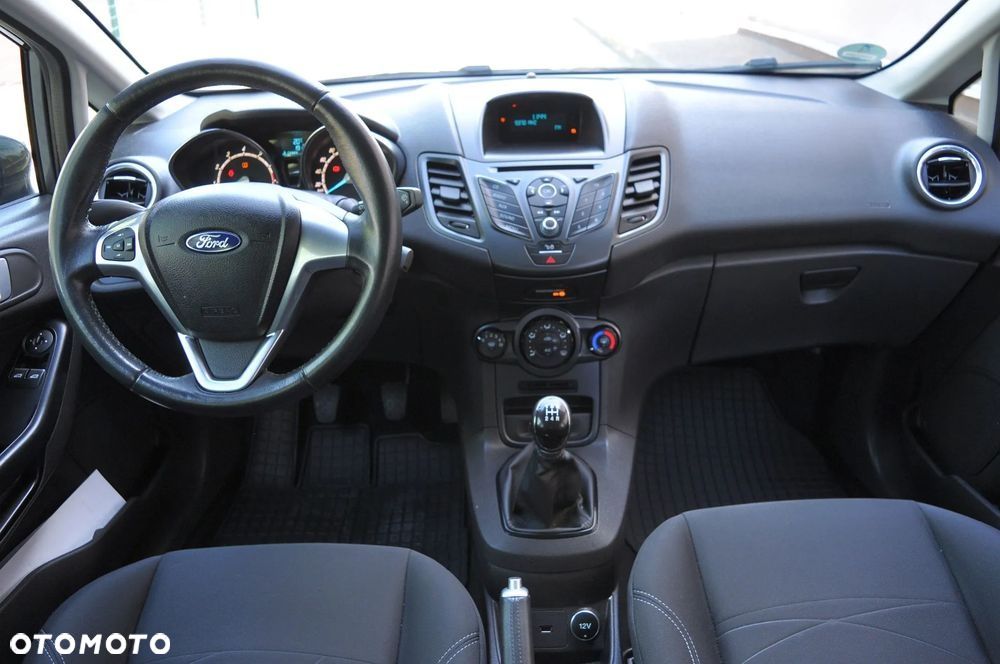 Ford Fiesta 1.25 Ambiente EU5 - 28