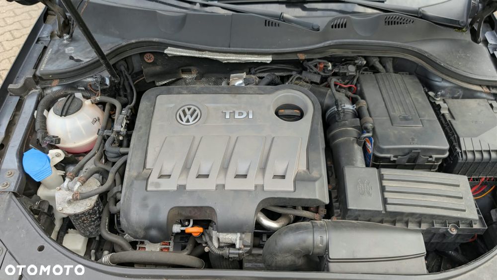 Volkswagen Passat 2.0 TDI DPF Highline DSG - 3