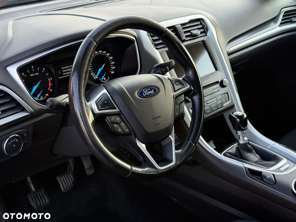 Ford Mondeo - 10
