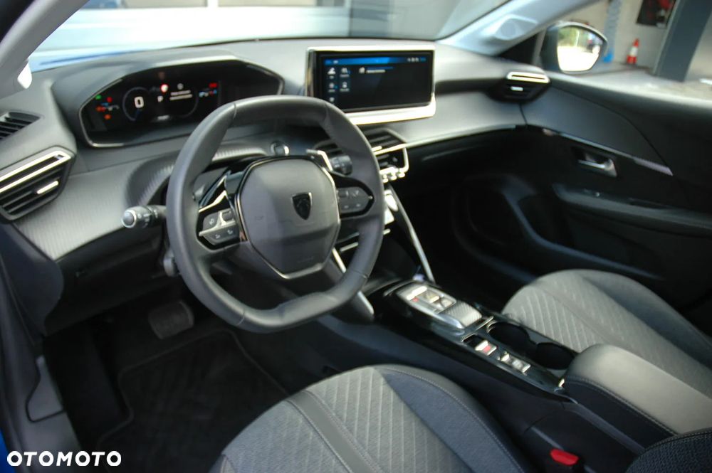 Peugeot 208 1.2 PureTech Allure S&S EAT8 - 5