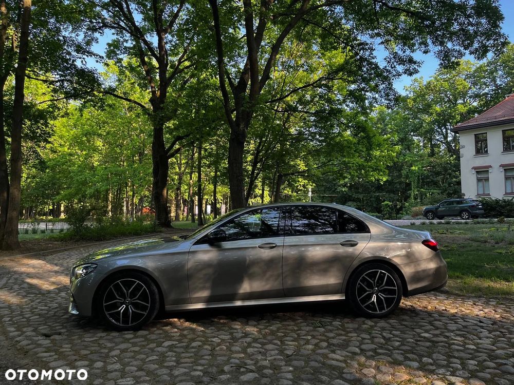 Mercedes-Benz Klasa E 220 d 4-Matic - 8